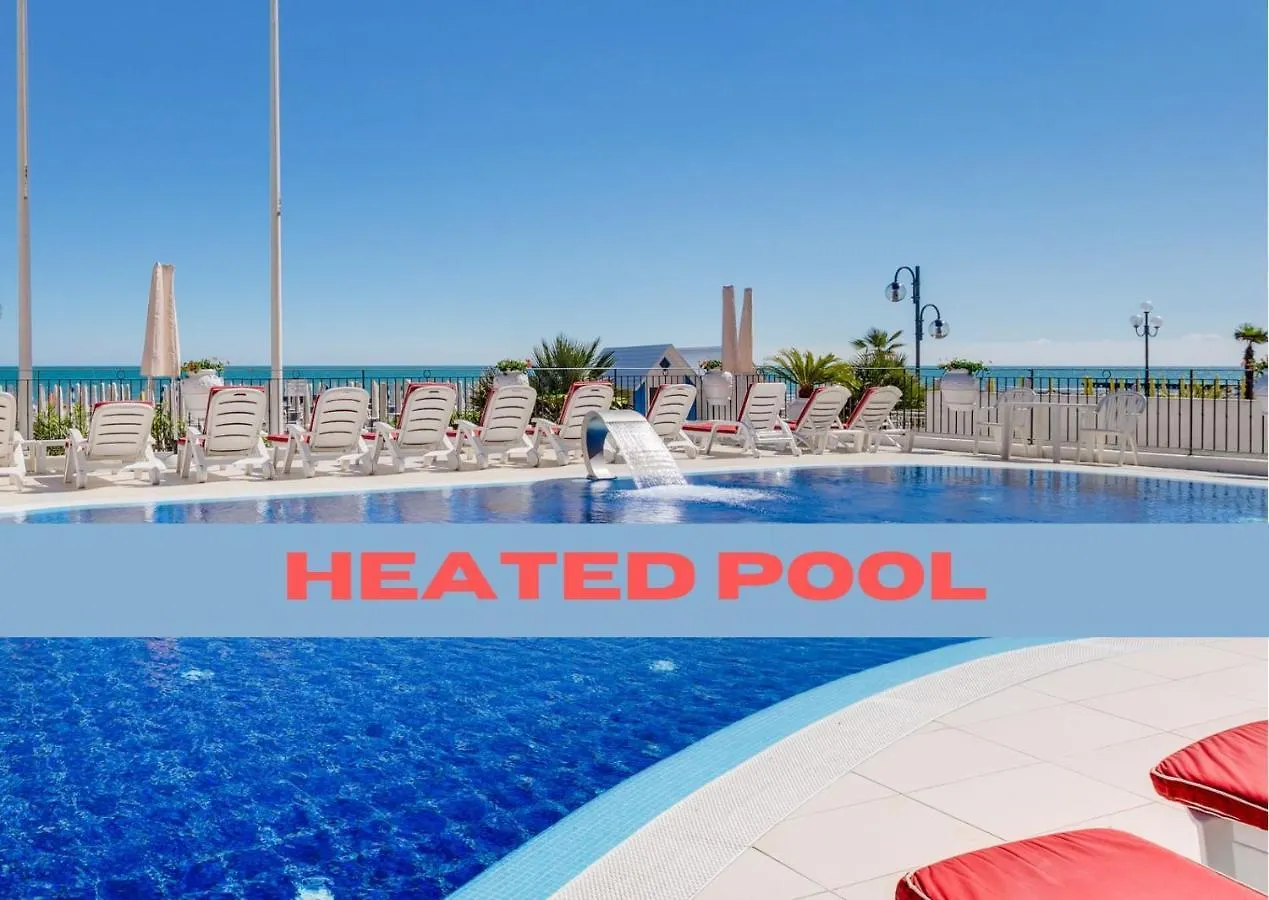 15 Resort a Piazza Mazzini per una Vacanza al Mare Completa