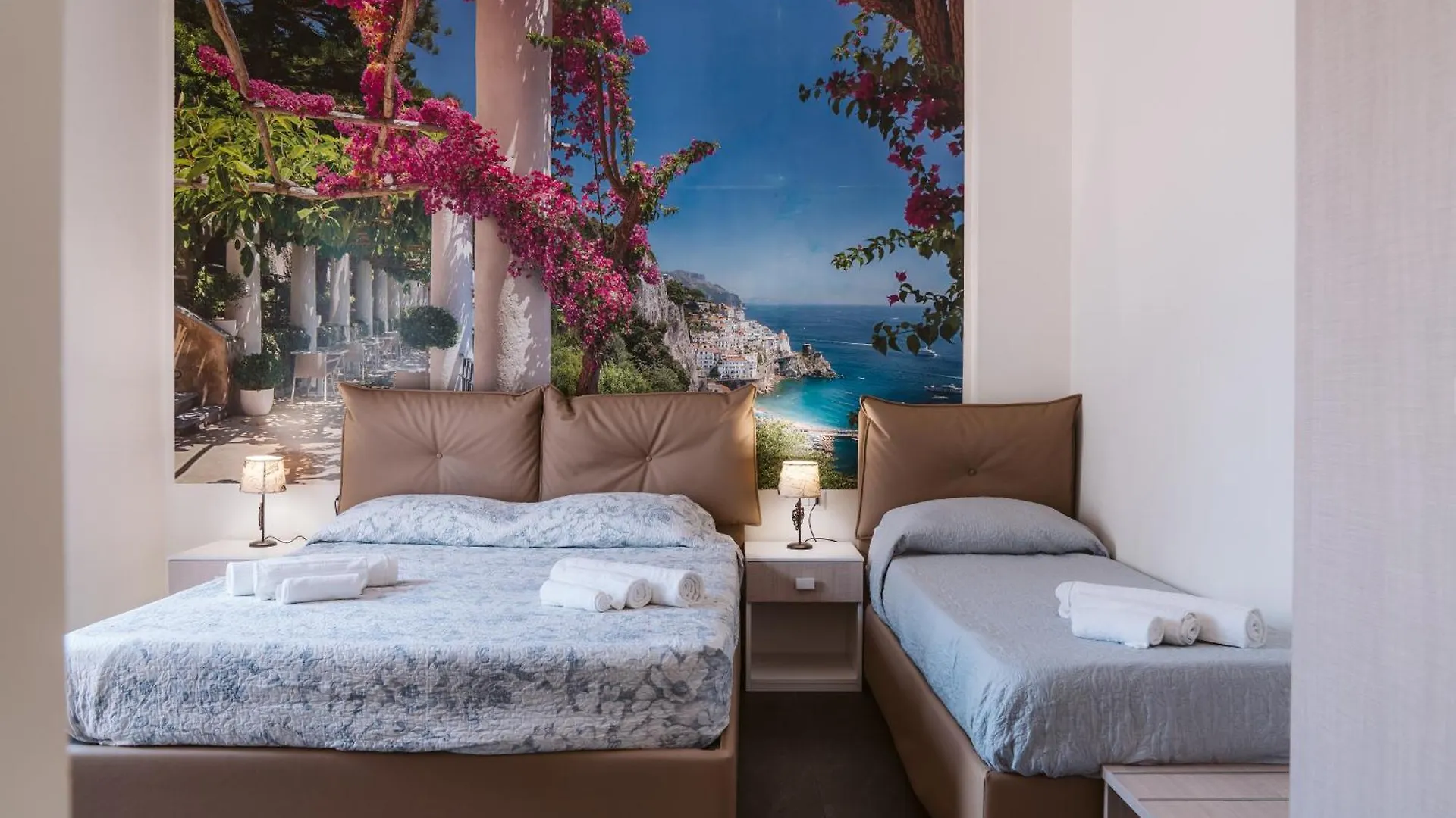 12 Hotel Centrali Vicino alla Casa del Menandro a Pompei