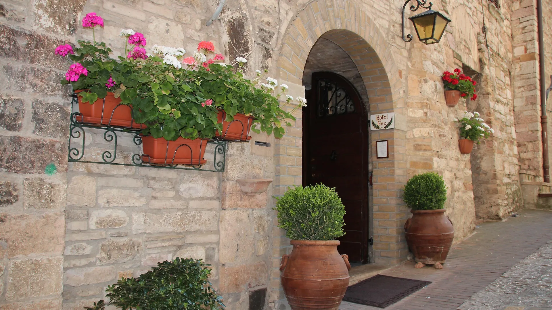Dove Dormire vicino alla Basilica di San Francesco: 15 Hotel ad Assisi