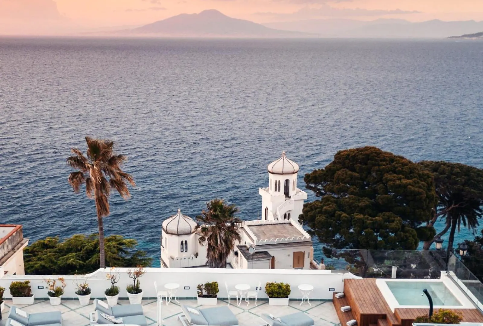 13 Hotel Centrali Vicino a Marina Grande che Vale la Pena Considerare