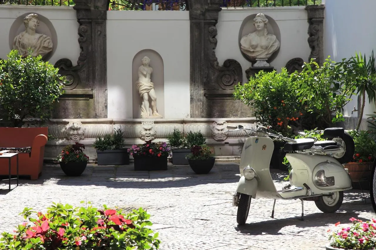 Dove Dormire a Napoli con Bambini: 5 Hotel Family Friendly