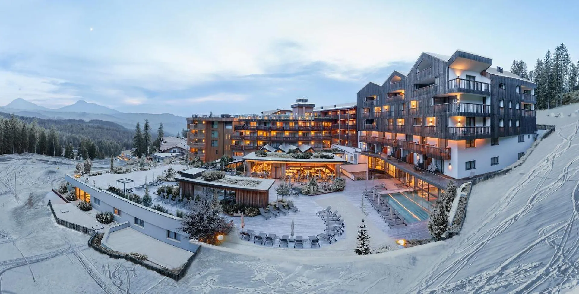 4 Hotel Centrali vicino a Laurin 2 che Meritano Attenzione